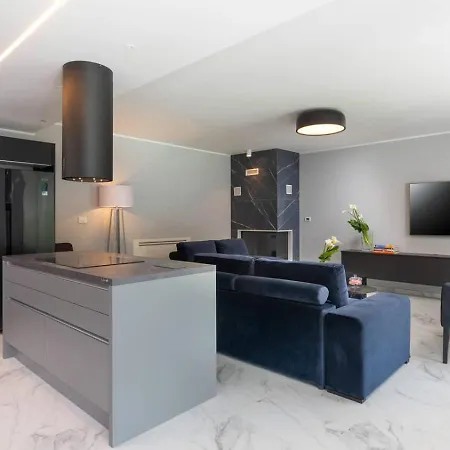 Albarella Familyhouse With Pool Apartment