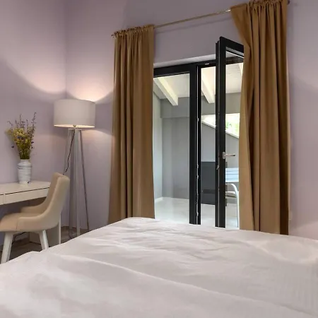 Apartment Albarella Familyhouse With Pool
